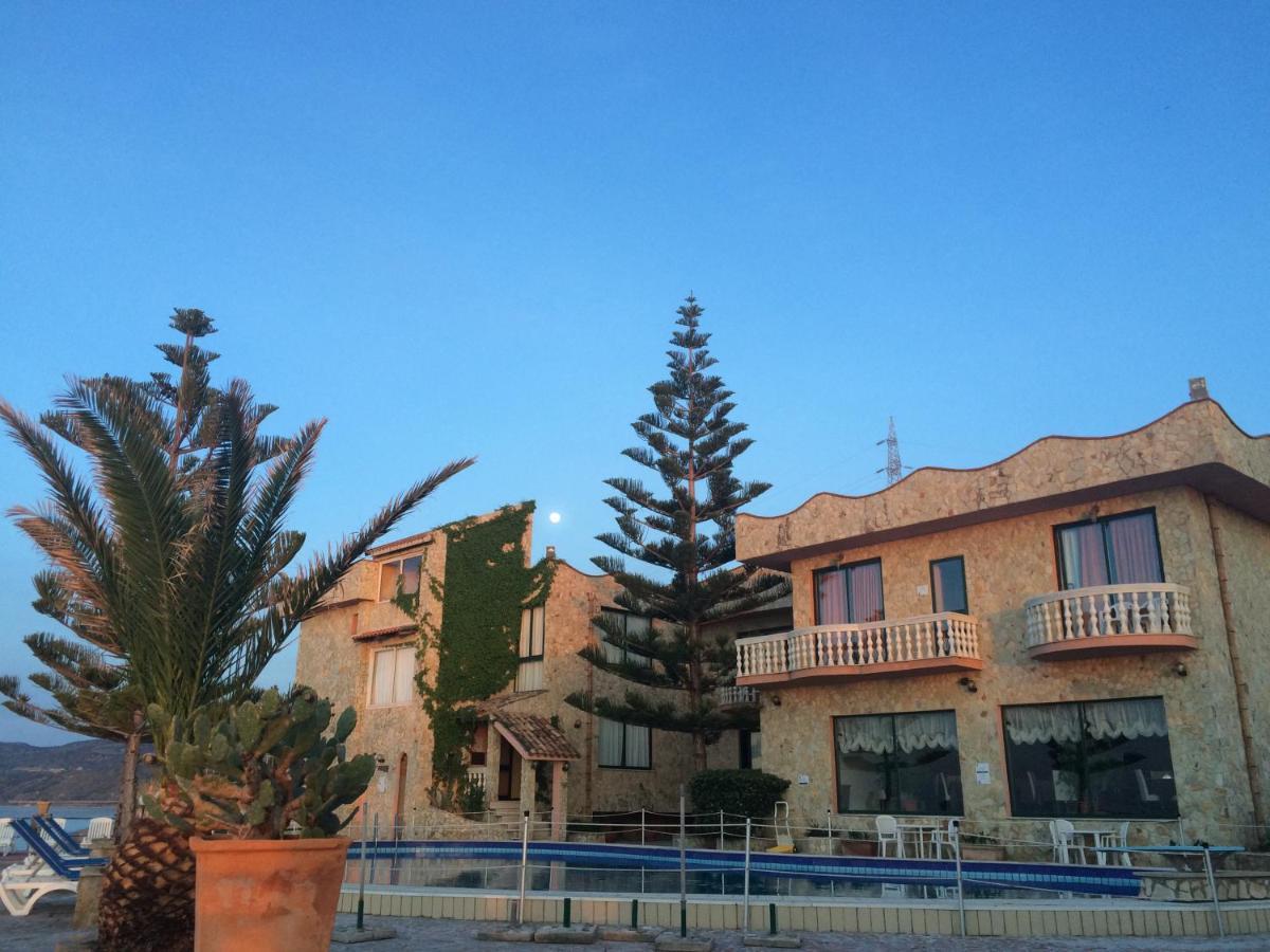 La Playa Blanca Hotel&Ristorante Santo Stefano di Camastra Exterior foto